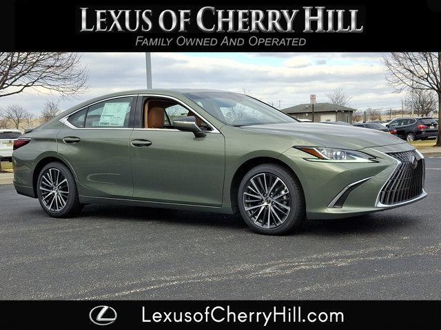 new 2025 Lexus ES 350 car, priced at $50,079