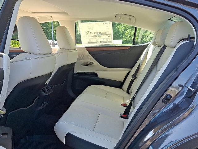 new 2025 Lexus ES 300h car, priced at $49,890