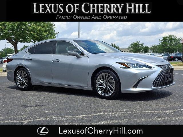 used 2024 Lexus ES 300h car, priced at $49,982