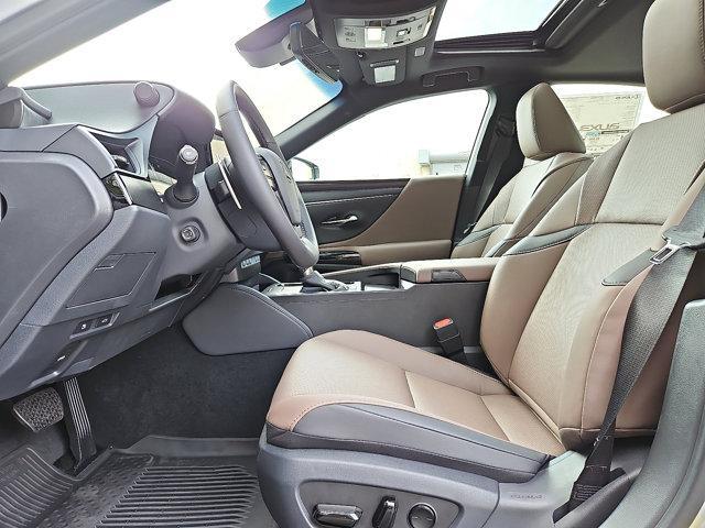 new 2025 Lexus ES 300h car, priced at $51,344