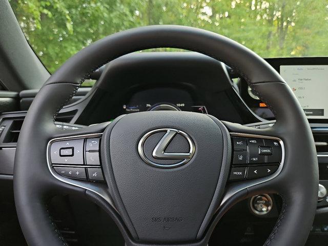 new 2025 Lexus ES 300h car, priced at $51,344