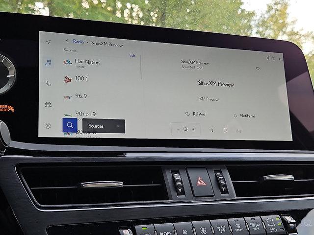 new 2025 Lexus ES 300h car, priced at $51,344
