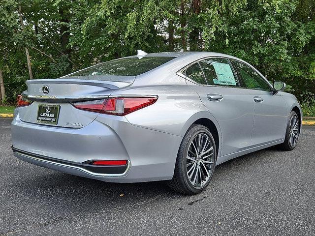 new 2025 Lexus ES 300h car, priced at $51,344
