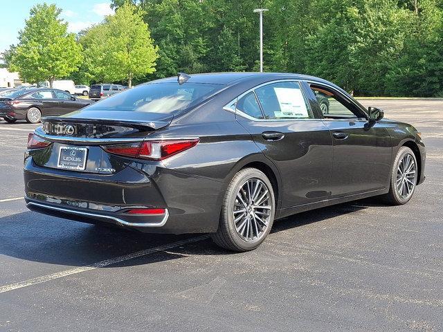 new 2025 Lexus ES 300h car, priced at $49,265