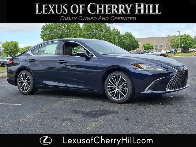 new 2025 Lexus ES 300h car, priced at $49,404