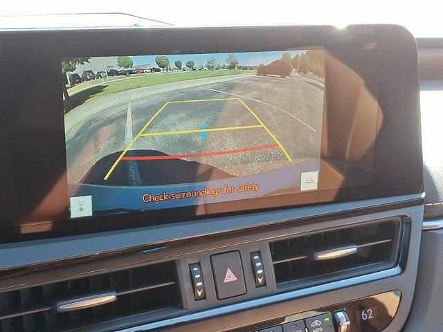 new 2025 Lexus ES 350 car, priced at $51,410