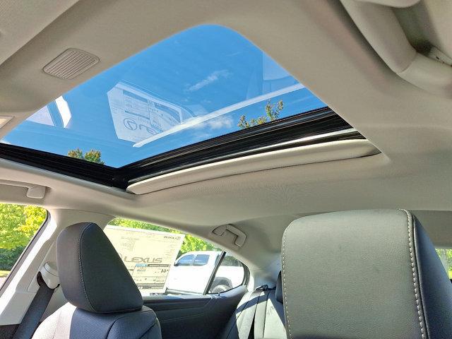 new 2025 Lexus ES 300h car, priced at $49,950