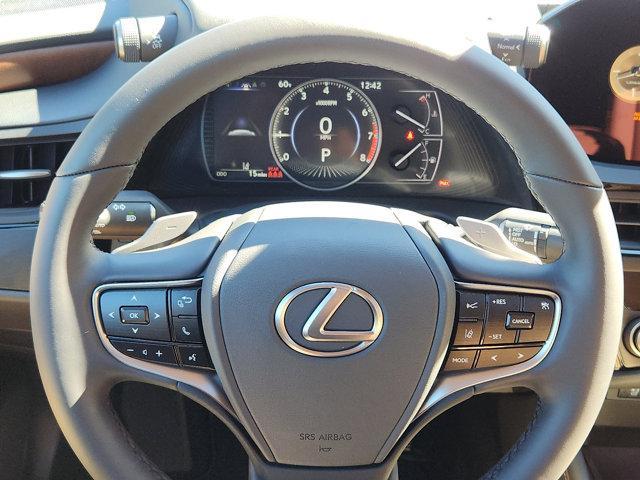 new 2025 Lexus ES 350 car, priced at $48,015