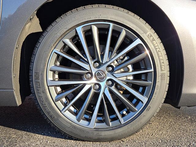 used 2025 Lexus ES 300h car, priced at $48,224