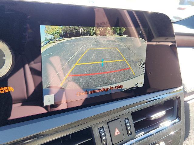 new 2025 Lexus ES 300h car, priced at $49,265