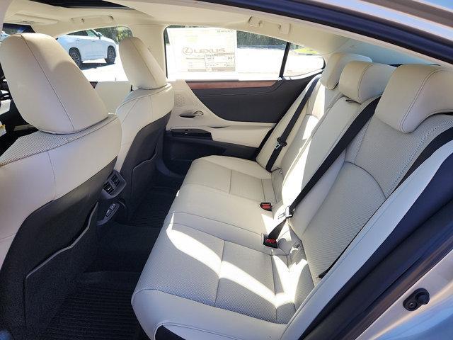 new 2025 Lexus ES 300h car, priced at $49,265