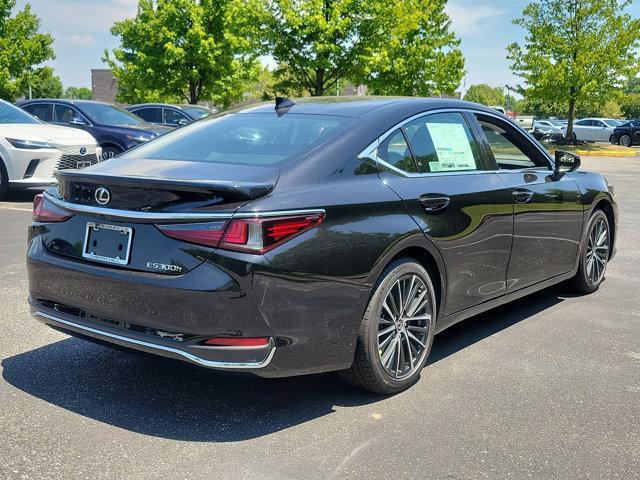 new 2024 Lexus ES 300h car, priced at $49,025