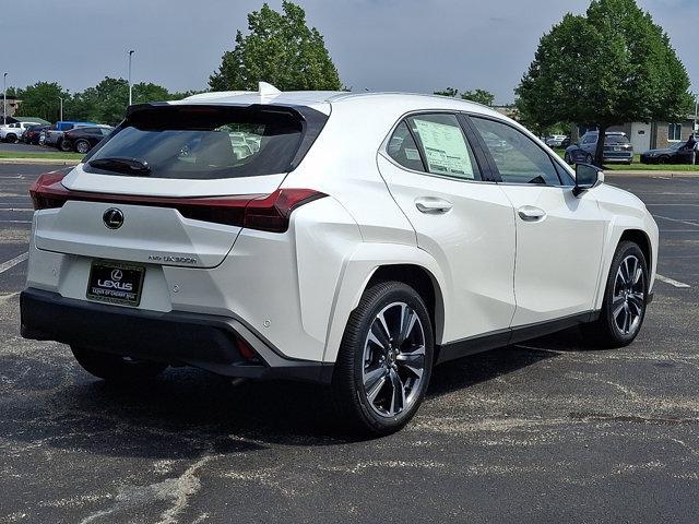 new 2025 Lexus UX 300h car, priced at $44,115