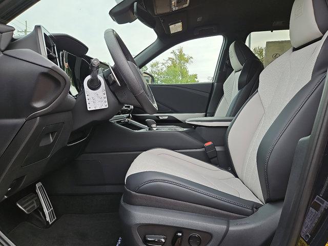 new 2025 Lexus TX 500h car, priced at $78,082