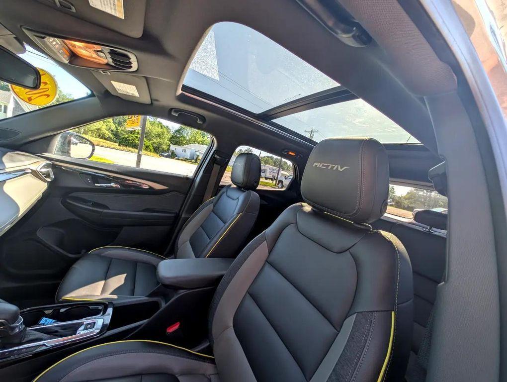 used 2024 Chevrolet TrailBlazer car, priced at $29,990