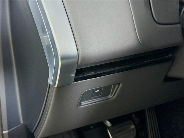 new 2025 Land Rover Range Rover car, priced at $143,955