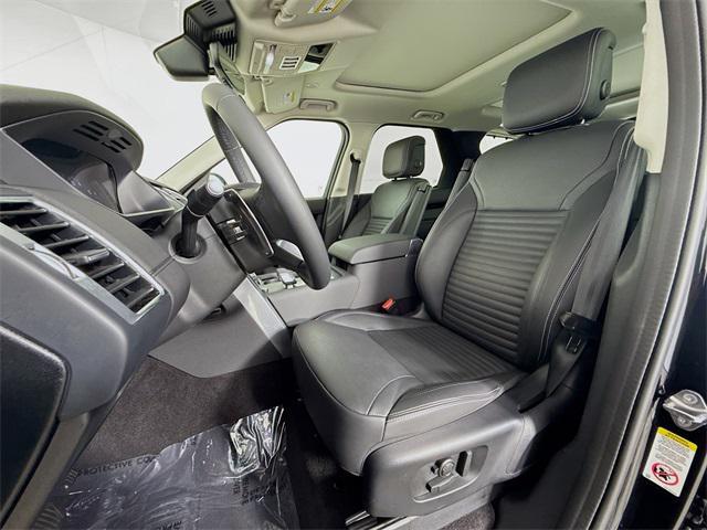used 2024 Land Rover Discovery car, priced at $54,991