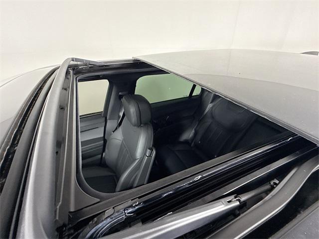 new 2025 Land Rover Range Rover Sport car, priced at $92,440