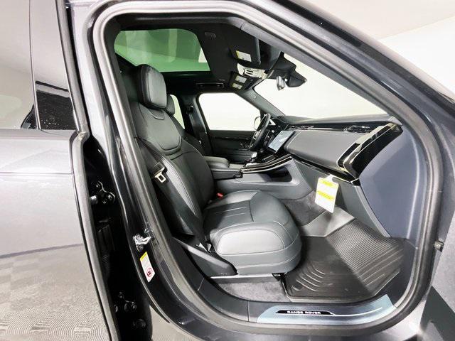 new 2025 Land Rover Range Rover Sport car, priced at $124,600