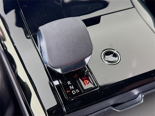 new 2025 Land Rover Range Rover Sport car, priced at $103,085