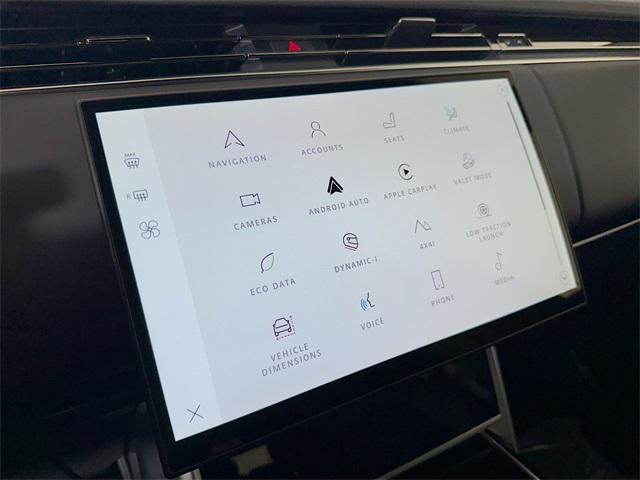 new 2025 Land Rover Range Rover car, priced at $133,005