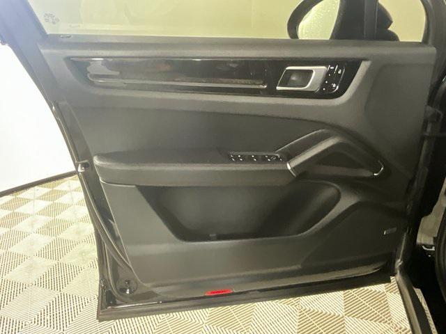 used 2021 Porsche Cayenne car, priced at $46,984