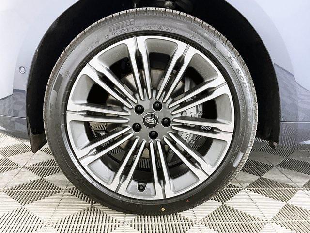new 2025 Land Rover Range Rover Sport car, priced at $105,135