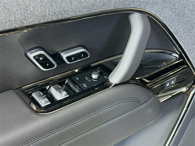 new 2025 Land Rover Range Rover Sport car, priced at $106,355