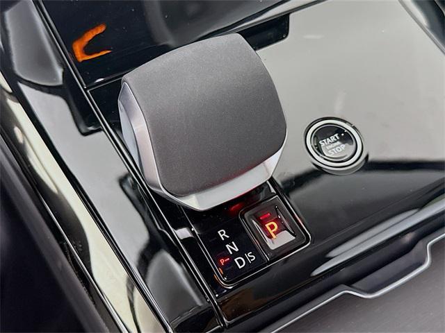 new 2025 Land Rover Range Rover Sport car, priced at $106,355