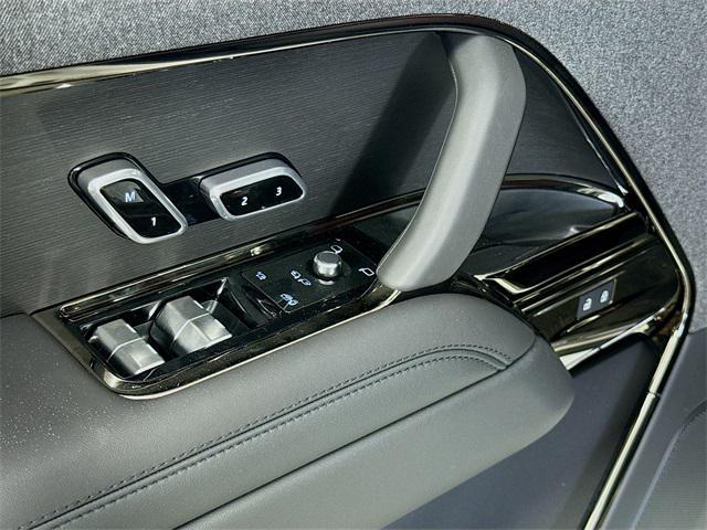 new 2025 Land Rover Range Rover Sport car, priced at $104,575