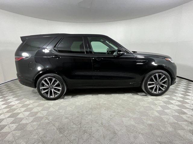 used 2022 Land Rover Discovery car, priced at $40,982