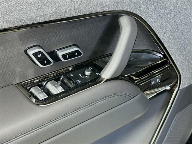 new 2025 Land Rover Range Rover Sport car, priced at $96,005