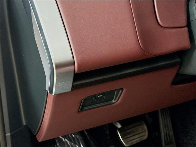 new 2025 Land Rover Range Rover car, priced at $138,100