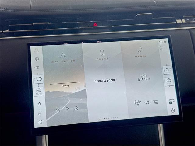 new 2025 Land Rover Range Rover car, priced at $123,405