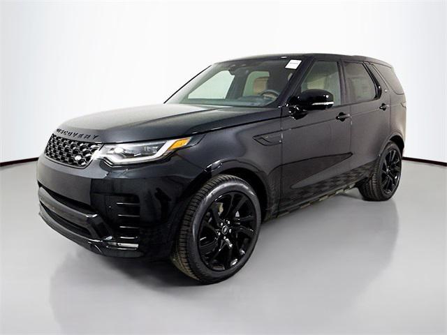new 2025 Land Rover Discovery car, priced at $69,578