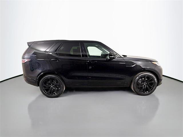 new 2025 Land Rover Discovery car, priced at $69,578