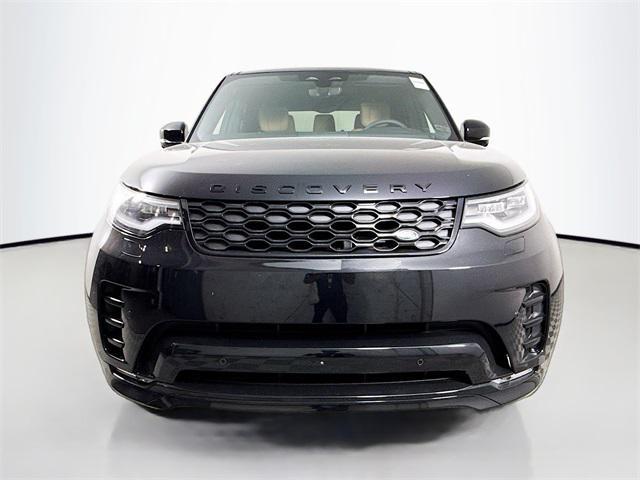new 2025 Land Rover Discovery car, priced at $69,578