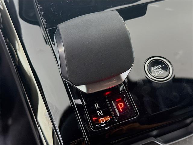 new 2025 Land Rover Range Rover Sport car, priced at $121,970