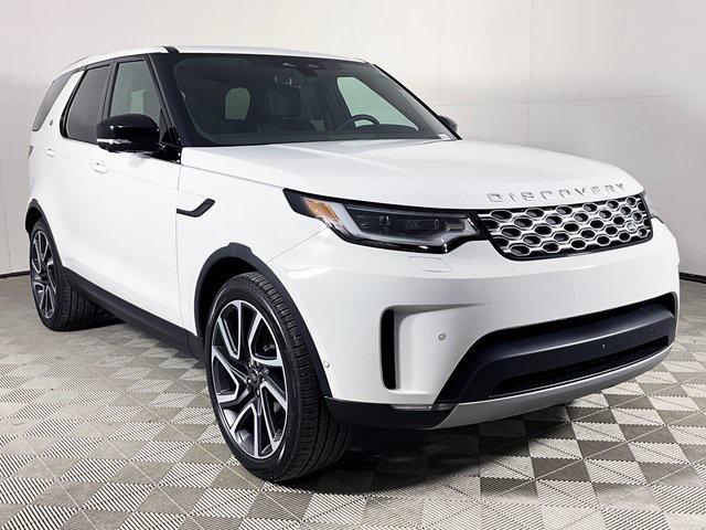 new 2025 Land Rover Discovery car, priced at $65,653