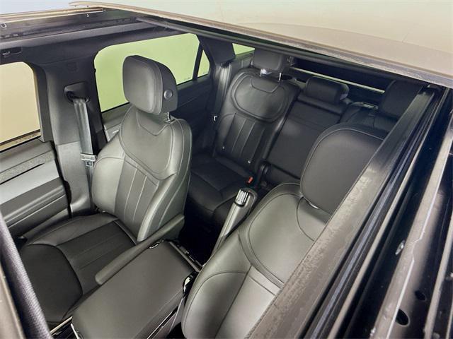 new 2025 Land Rover Range Rover Sport car, priced at $91,185