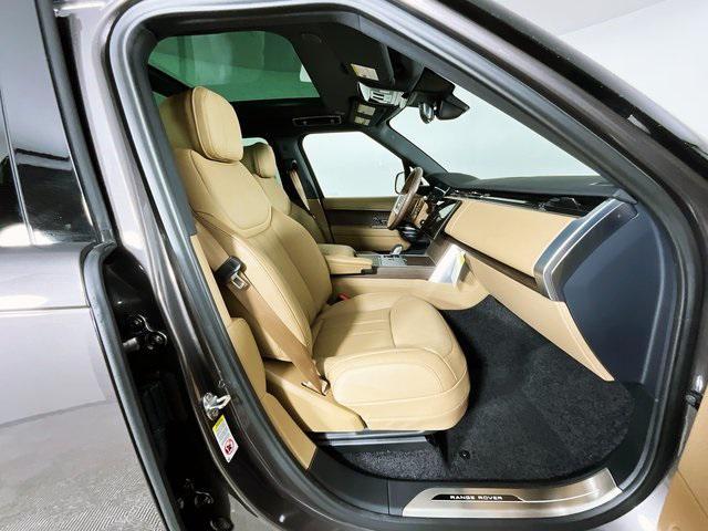 new 2025 Land Rover Range Rover car, priced at $142,280