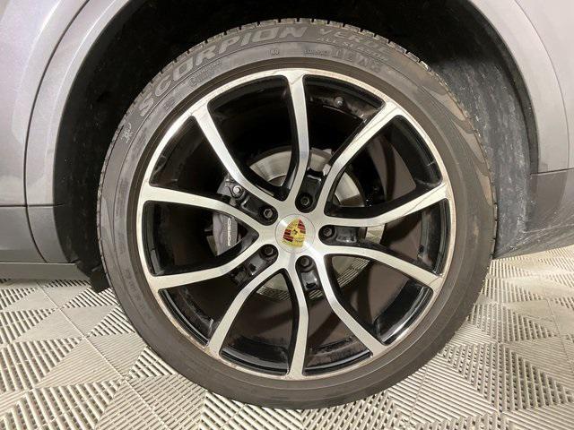 used 2023 Porsche Cayenne car, priced at $72,991
