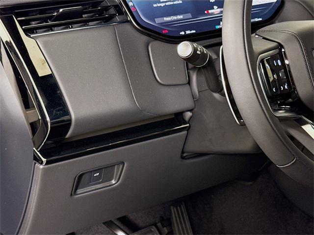 new 2025 Land Rover Range Rover Sport car, priced at $92,185