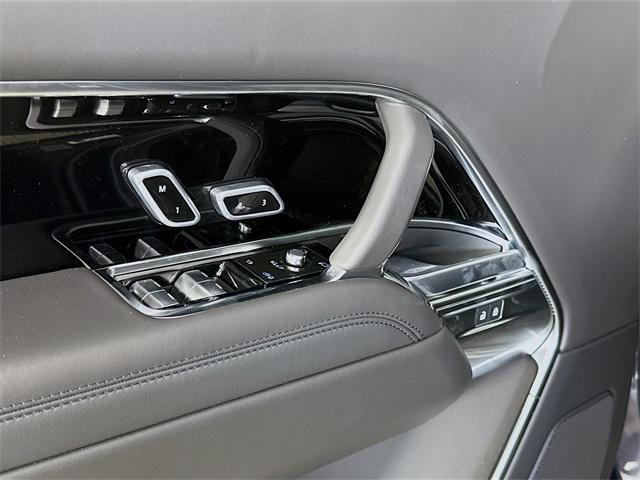 new 2025 Land Rover Range Rover Sport car, priced at $128,145
