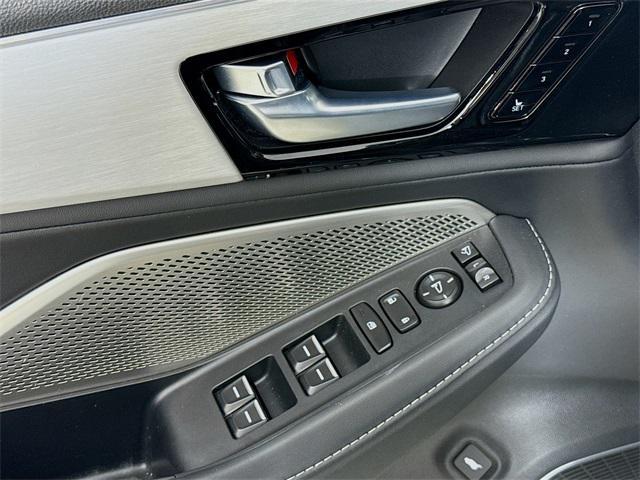 used 2023 Acura MDX car, priced at $43,991