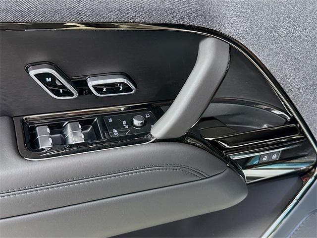 new 2025 Land Rover Range Rover Sport car, priced at $100,910
