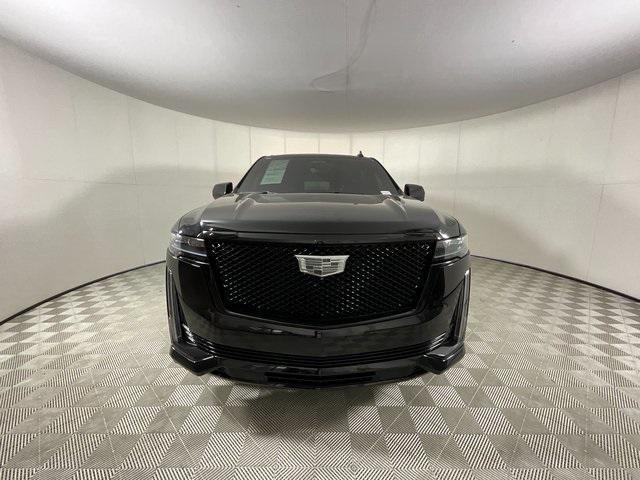 used 2023 Cadillac Escalade ESV car, priced at $87,982