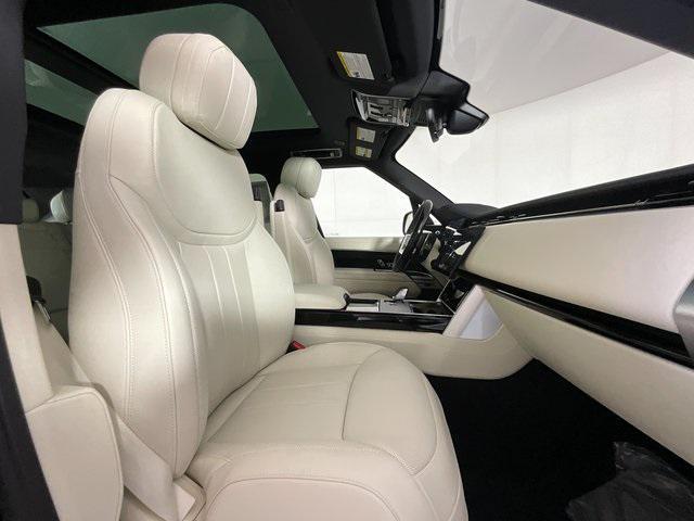 new 2025 Land Rover Range Rover car, priced at $139,630