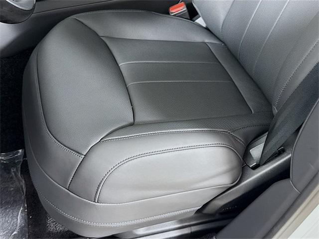 new 2025 Land Rover Range Rover car, priced at $159,775