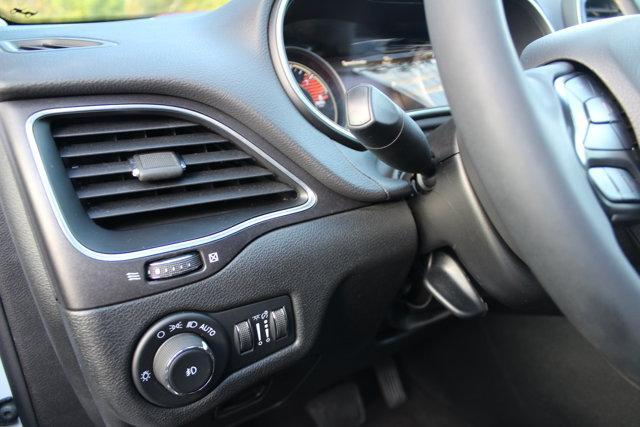 used 2022 Jeep Cherokee car, priced at $28,490